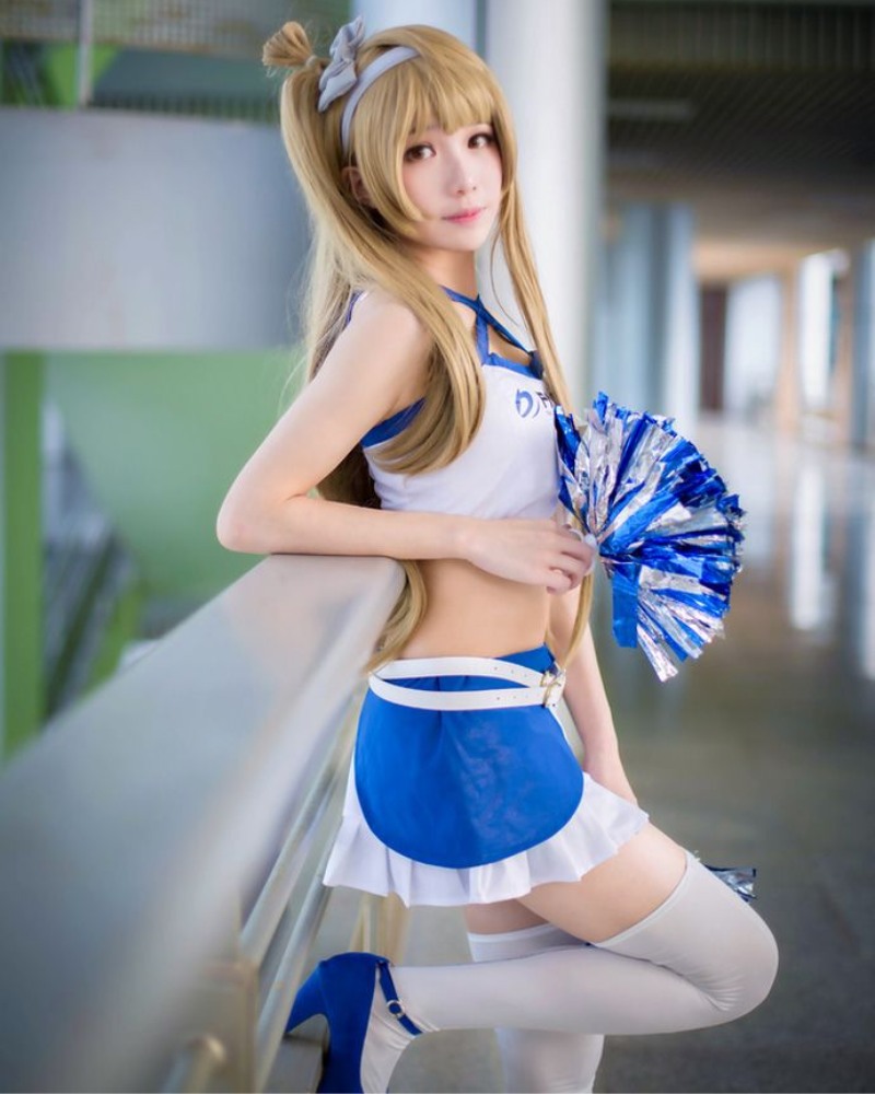 Hút hồn với cô nàng xinh đẹp cosplay 